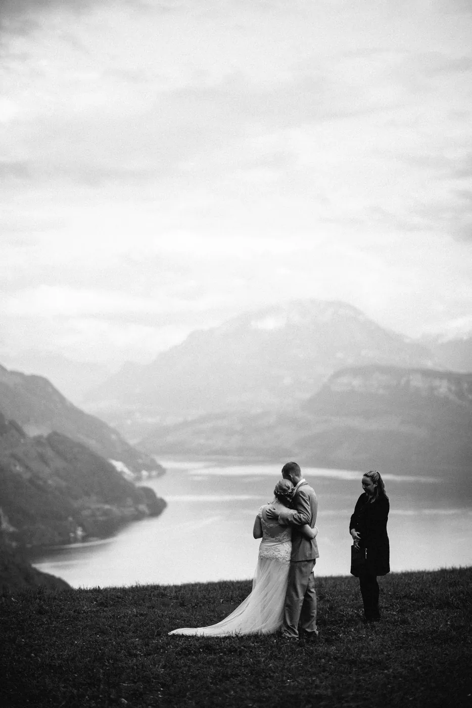 Elopement zu zweit über dem See